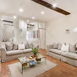 Leonina Art House Apartamento